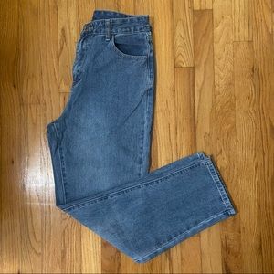 HIGH WAISTED STRAIGHT JEANS